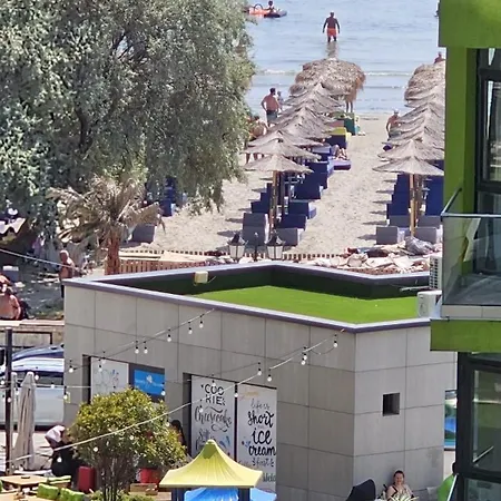 Seafront Pool & Mamaia Nord Navodari